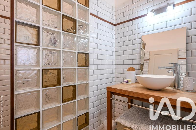 Maison - 210 m² - 7 pièces