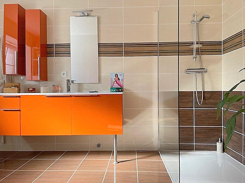 Maison - 205 m² - 6 pièces