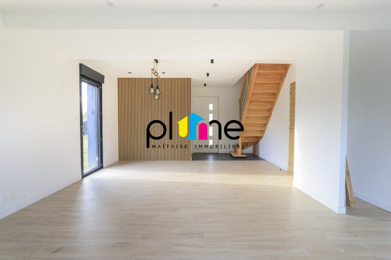 Maison - 83 m² - 4 pièces