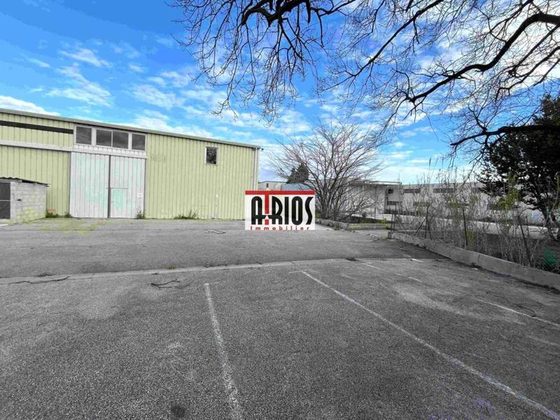 Local d'activité / Entrepôt - 1 710 m²