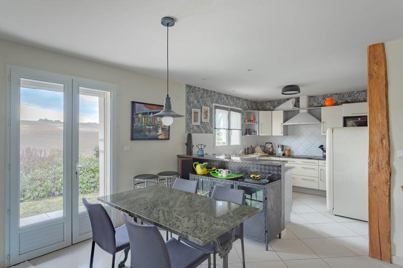 Propriété - 374 m² - 15 pièces