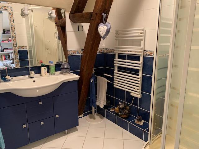 Maison - 185 m² - 7 pièces