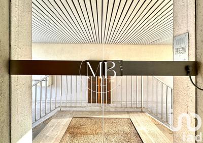 Appartement - 100 m² - 5 pièces