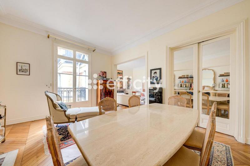 Appartement - 110 m² - 4 pièces