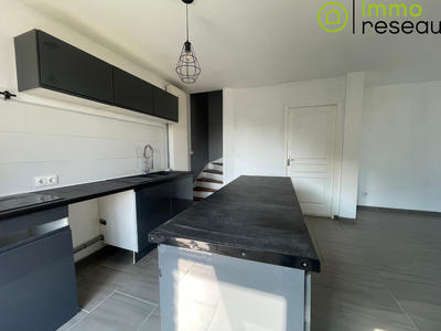 Maison de ville - 85 m² - 4 pièces