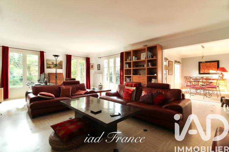 Maison - 189 m² - 8 pièces