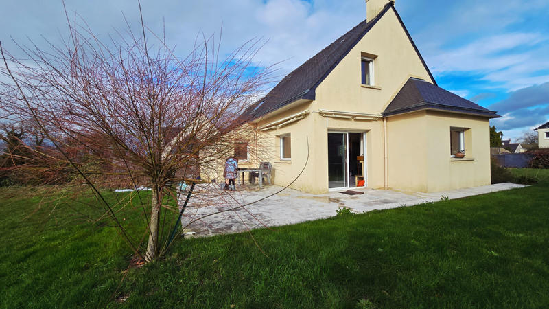 Maison - 101 m² - 5 pièces