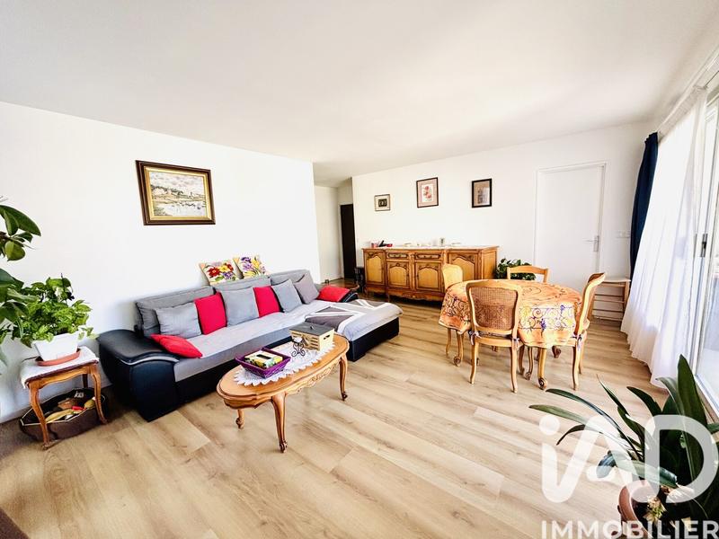 Appartement - 77 m² - 3 pièces