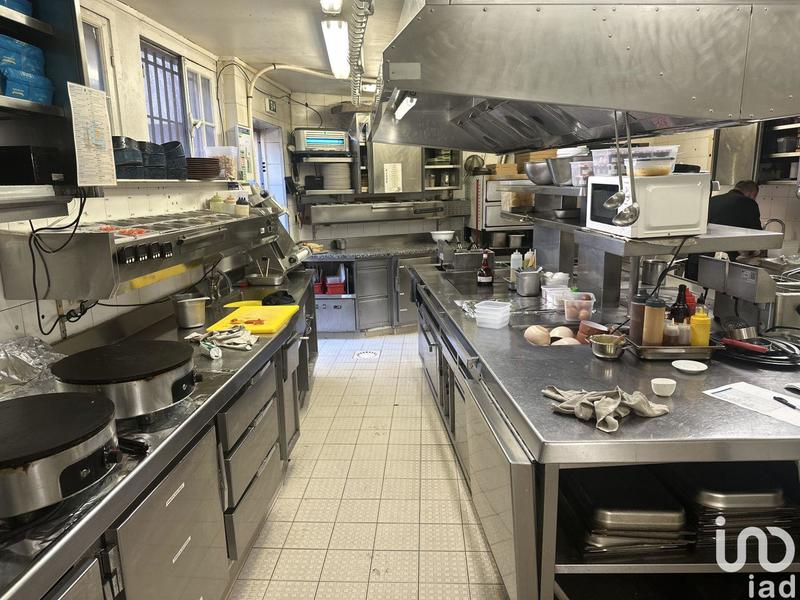 Local commercial - 222 m²