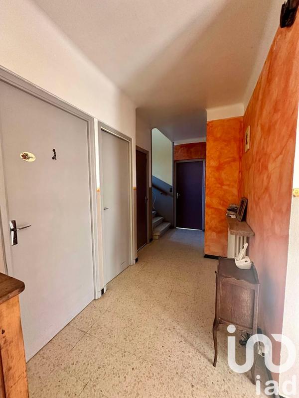 Maison - 200 m² - 8 pièces