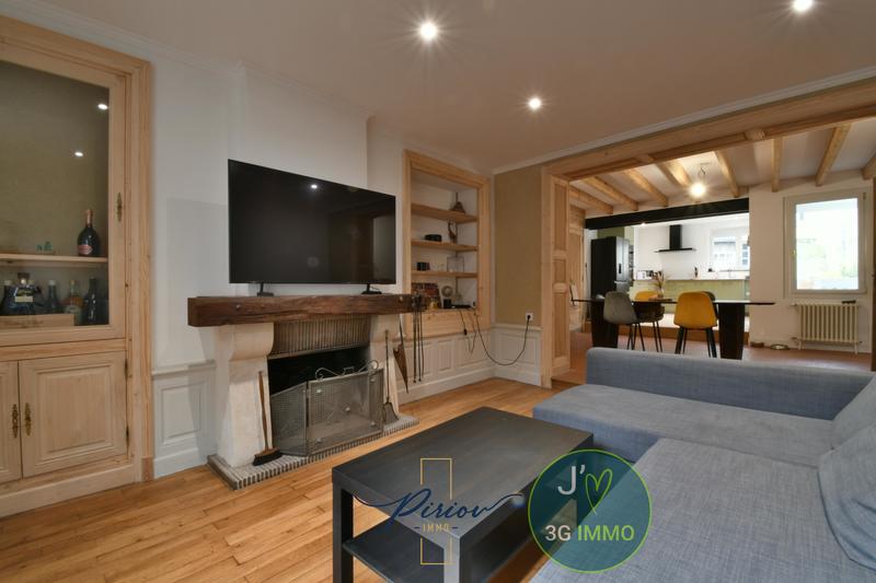 Maison ancienne - 142 m² - 7 pièces