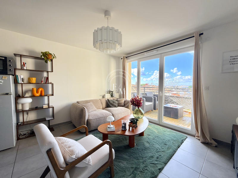 Appartement - 60 m² - 3 pièces