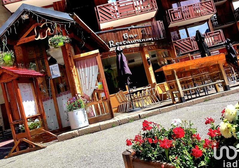 Local commercial - 240 m²