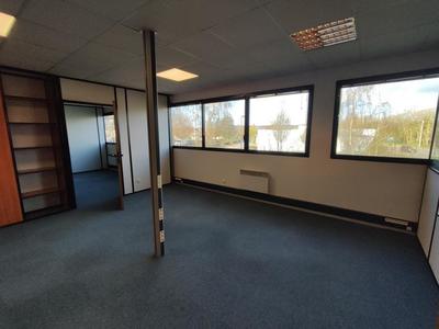 Bureau - 75 m² - 3 pièces