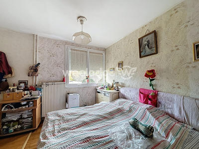 Maison - 107 m² - 7 pièces