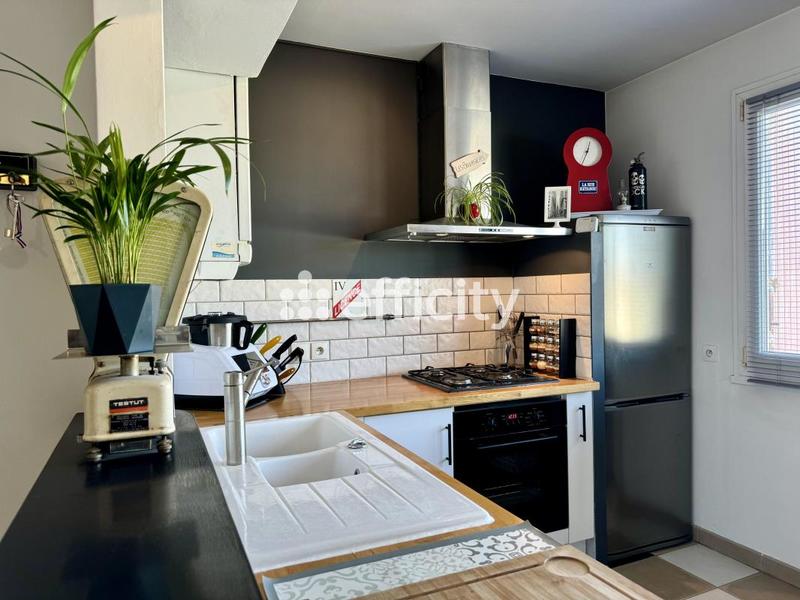 Appartement - 70 m² - 3 pièces