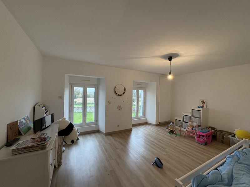 Maison - 155 m² - 6 pièces