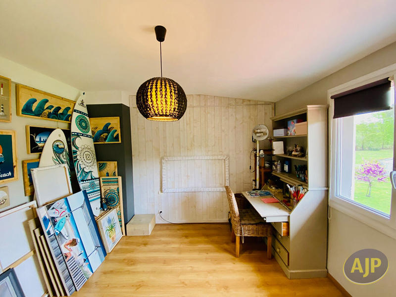 Maison - 178 m² - 5 pièces