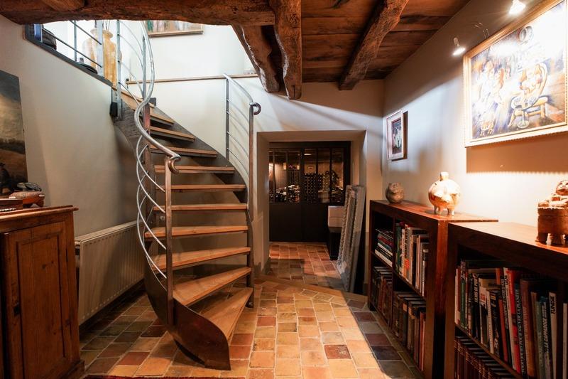 Maison - 266 m² - 9 pièces