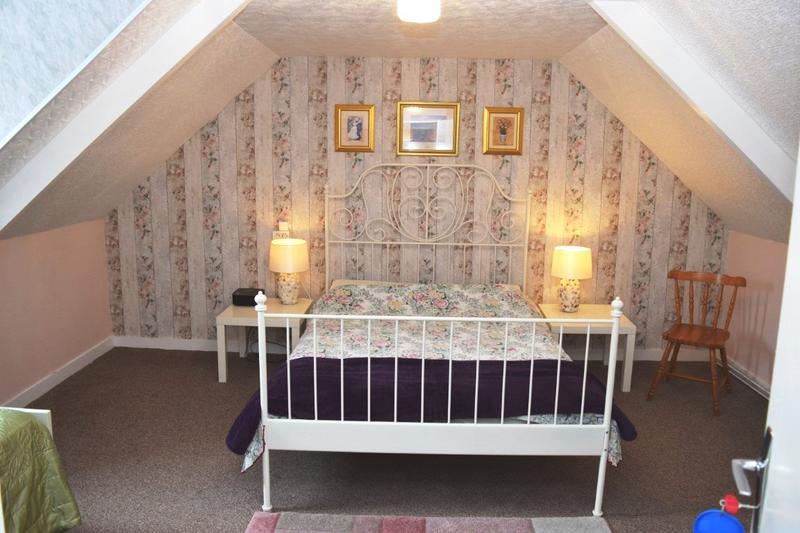 Maison - 168 m² - 8 pièces