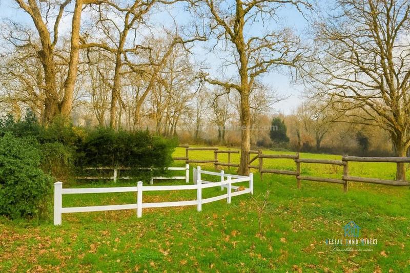 Maison - 169 m² - 8 pièces