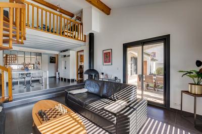 Maison - 137 m² - 5 pièces