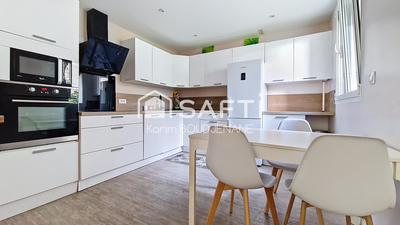 Maison - 80 m² - 4 pièces