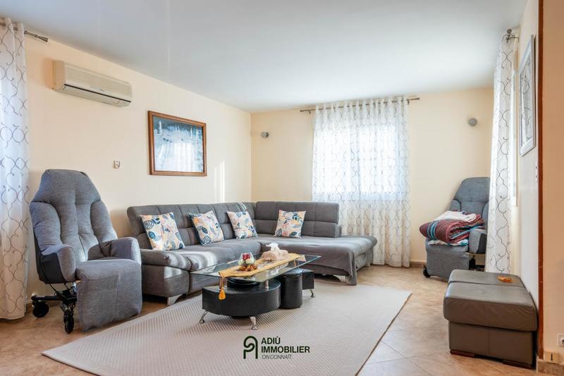 Maison - 195 m² - 6 pièces