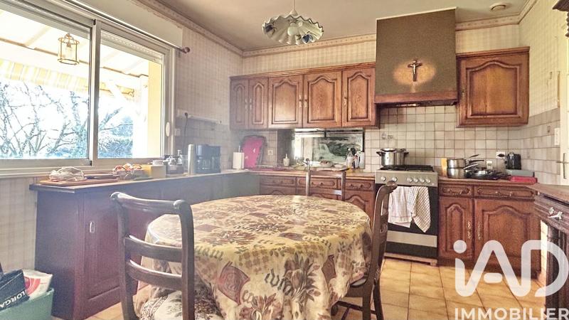 Maison de campagne - 350 m² - 5 pièces