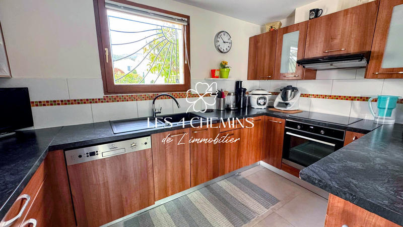 Villa - 140 m² - 5 pièces