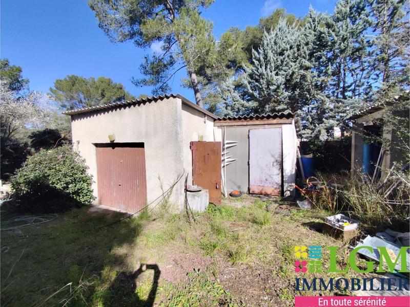 Terrain constructible - 1 000 m²