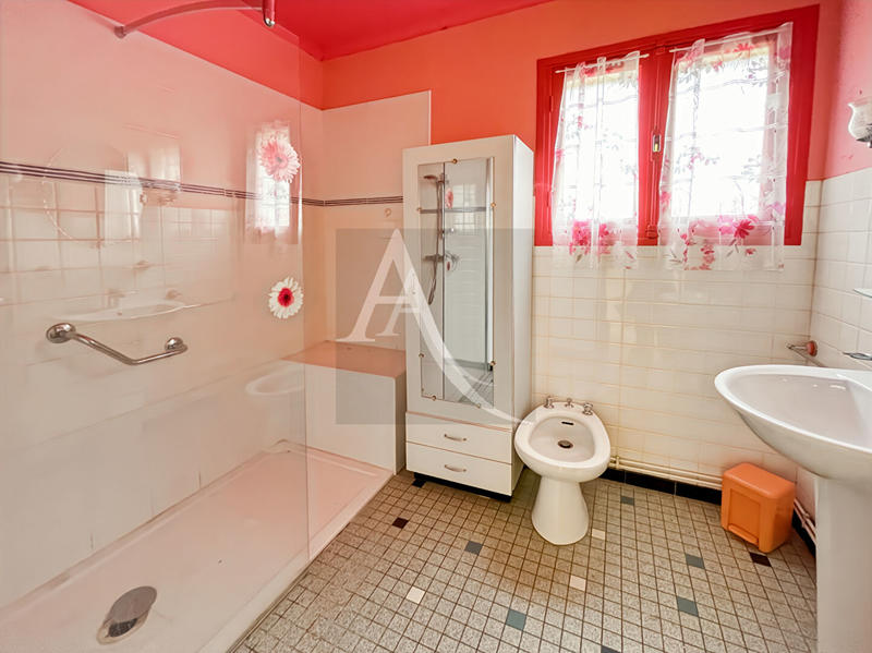 Maison - 108 m² - 5 pièces