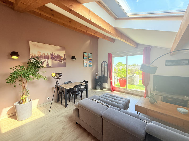 Appartement - 79 m² - 3 pièces