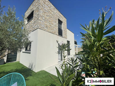 Villa - 145 m² - 6 pièces