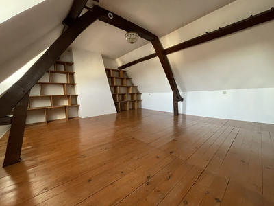 Maison - 143 m² - 7 pièces