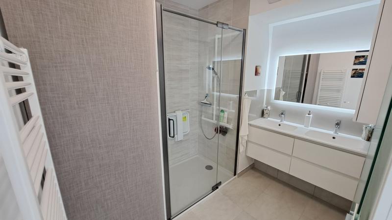 Appartement - 79 m² - 3 pièces