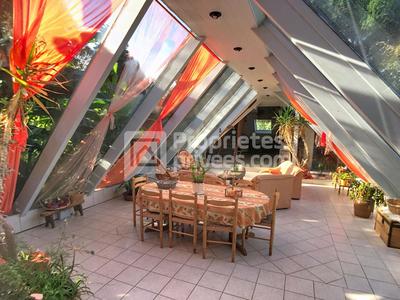 Maison - 302 m² - 10 pièces