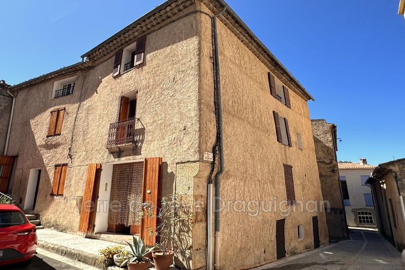 Maison de village - 207 m² - 6 pièces