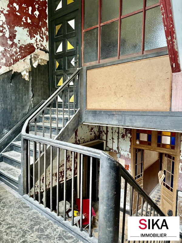 Maison ancienne - 303 m² - 10 pièces