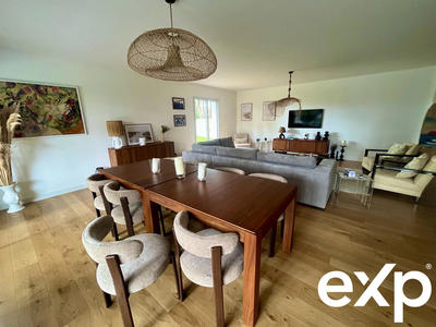 Appartement - 192 m² - 5 pièces