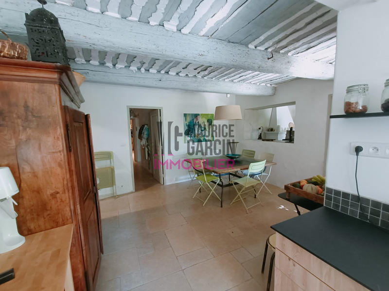 Mas - 380 m² - 10 pièces