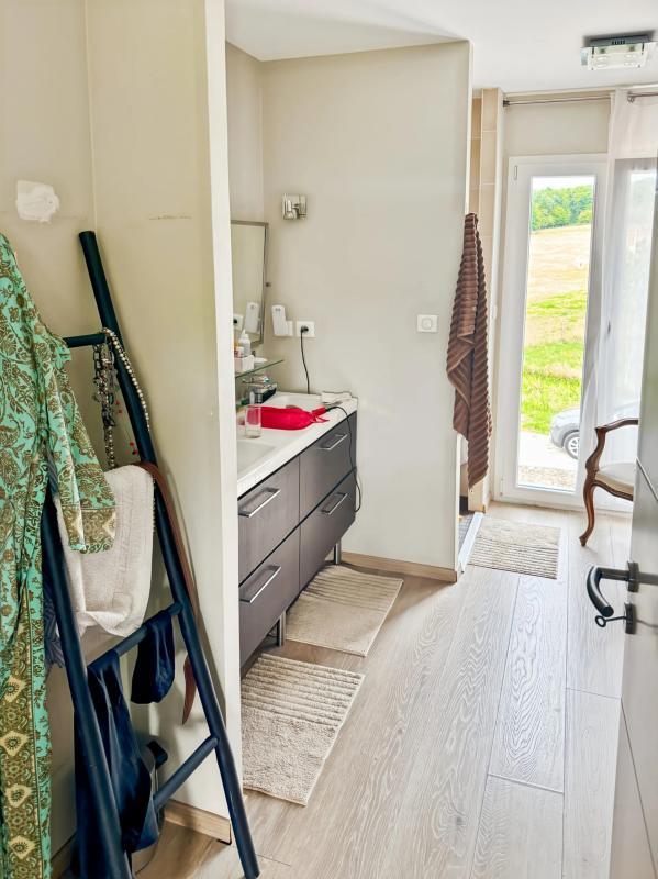 Maison - 200 m² - 8 pièces