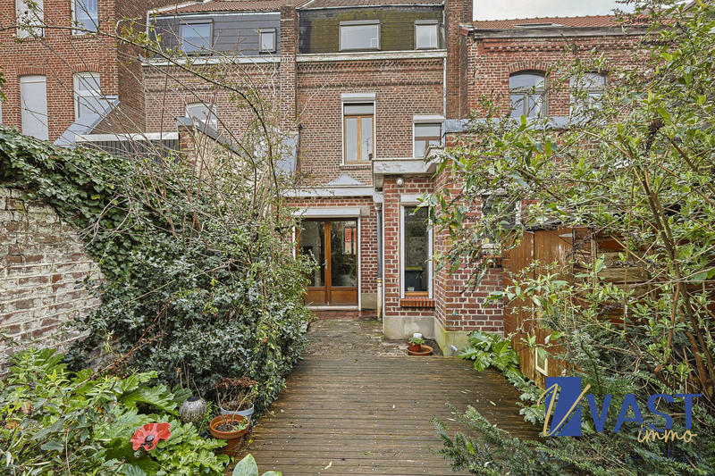 Maison ancienne - 121 m² - 6 pièces