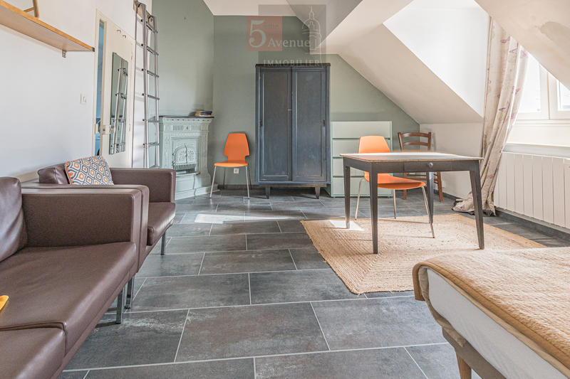 Immeuble - 158 m² - 10 pièces