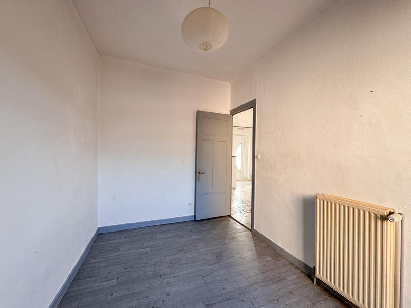 Immeuble - 145 m² - 7 pièces