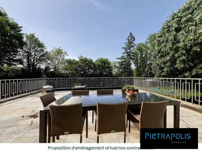 Maison - 292 m² - 7 pièces