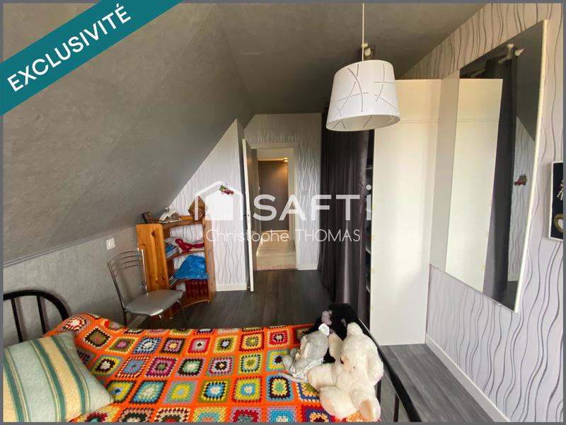 Maison - 142 m² - 8 pièces