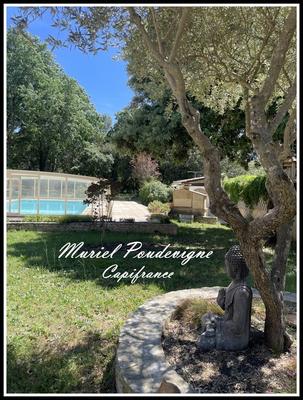 Maison - 212 m² - 8 pièces