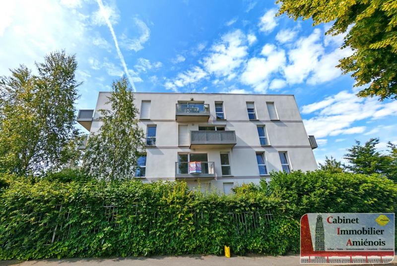 Studio - 30 m² - 1 pièce