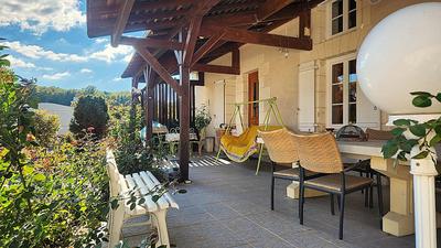 Maison - 175 m² - 7 pièces